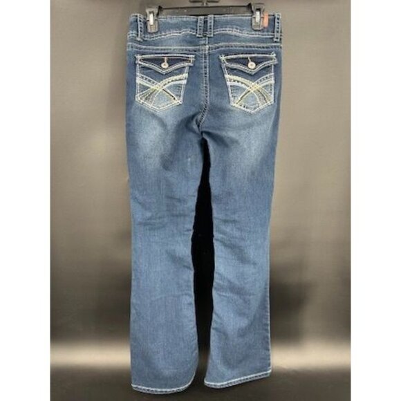 WallFlower Women’s 9 "The Luscious Curvy" Fit Bootcut Jeans - Picture 2 of 10